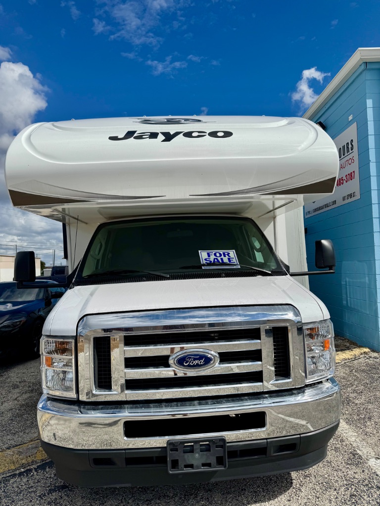 2021 Ford E-450